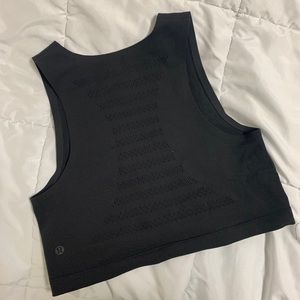 Lululemon cropped tank top!!!